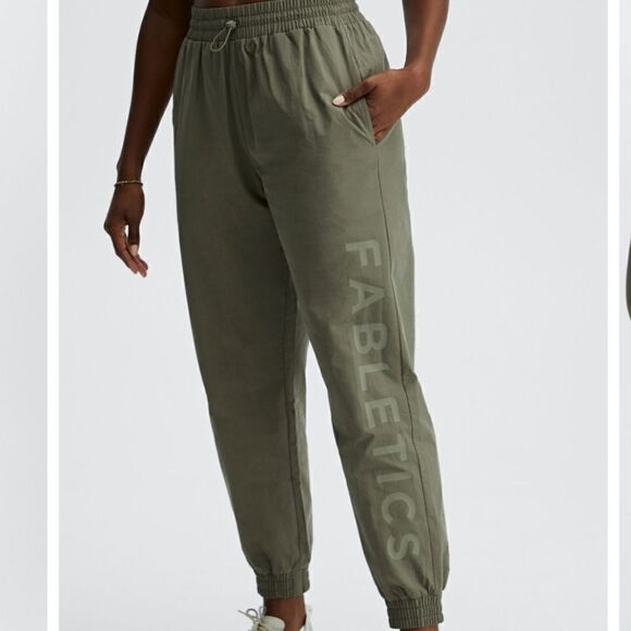 2238 NWT Fabletics Kora Track Pant Slate Green Size 3X - Picture 1 of 10